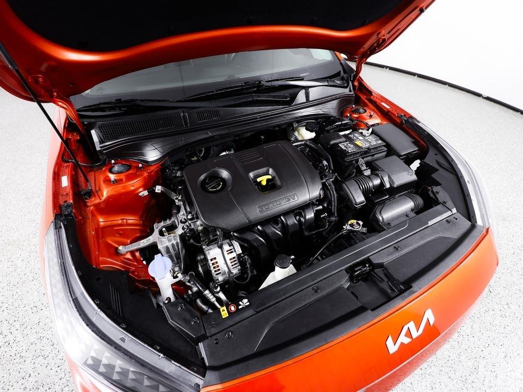 Kia Forte LXS IVT 2024