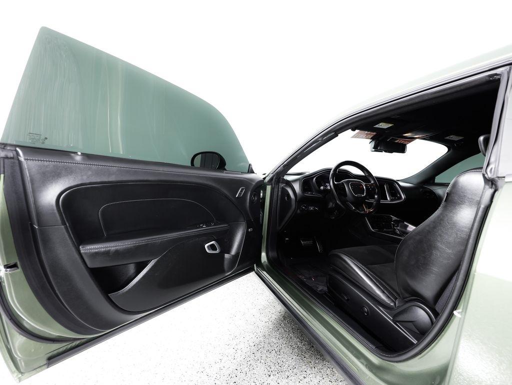 Dodge Challenger R/T RWD 2022