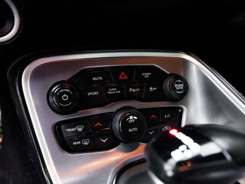 Dodge Challenger R/T RWD 2022