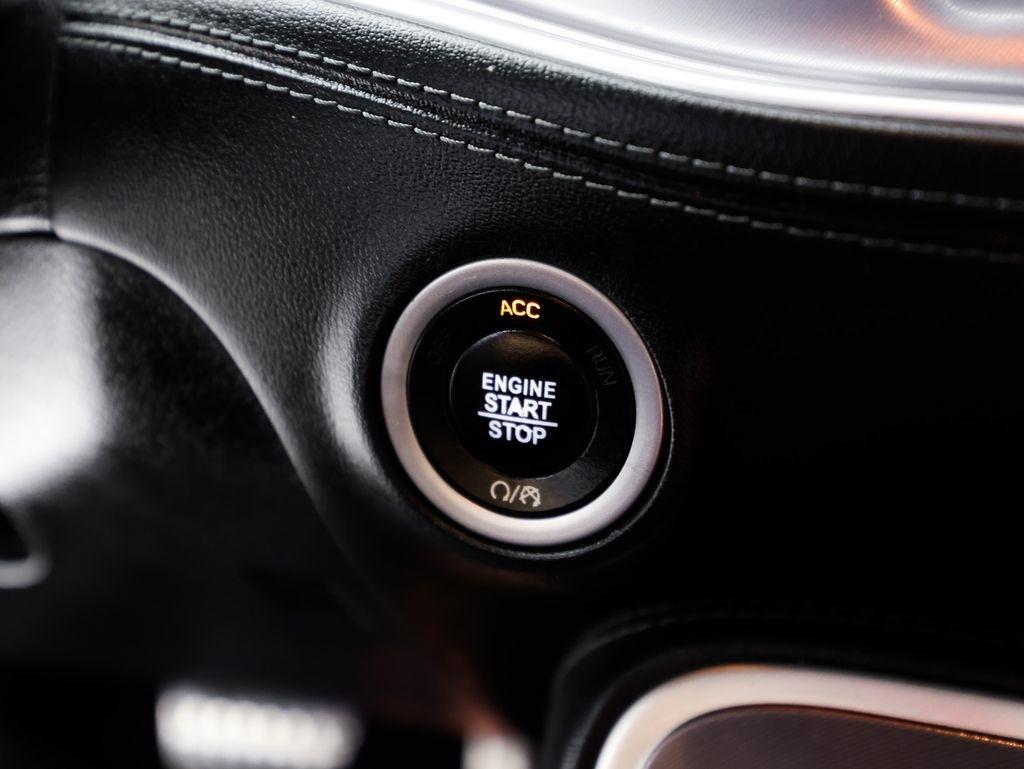 Dodge Challenger R/T RWD 2022