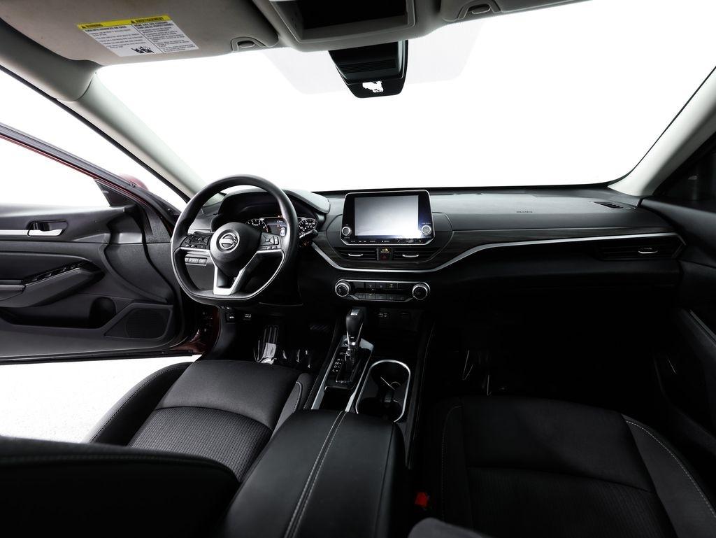 Nissan Altima 2.5 SV Sedan 2023