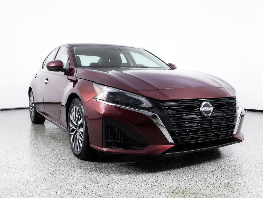 Nissan Altima 2.5 SV Sedan 2023