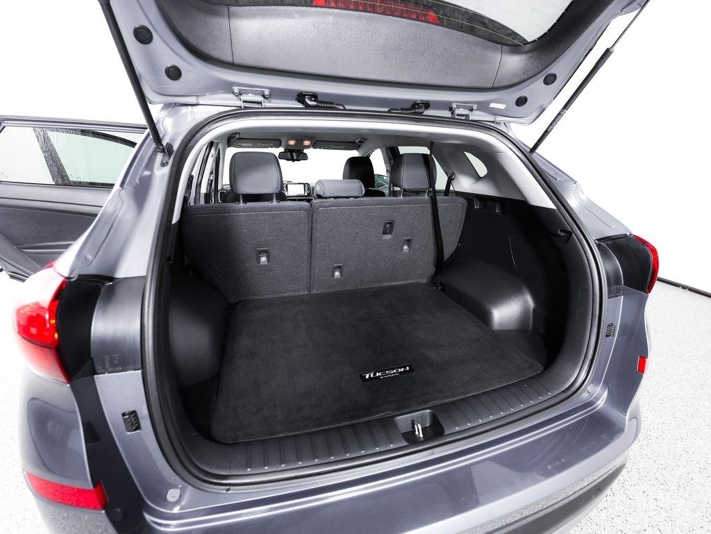 Hyundai Tucson SEL FWD 2021