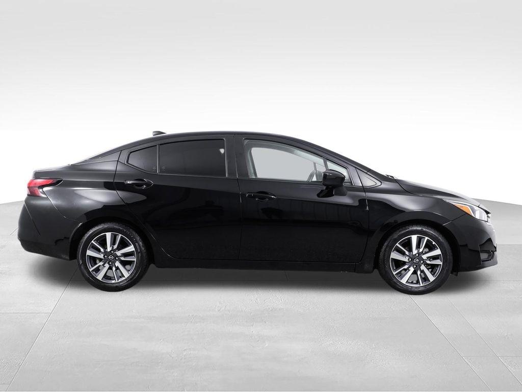 Nissan Versa SV CVT 2023