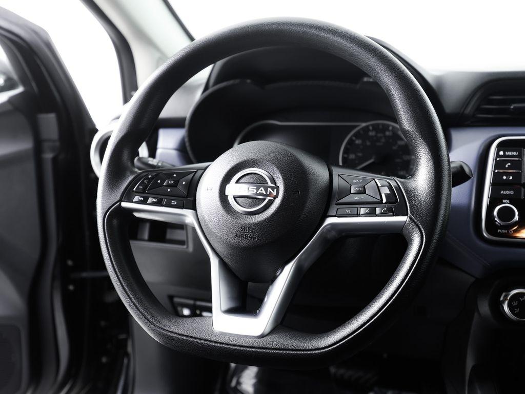Nissan Versa SV CVT 2023