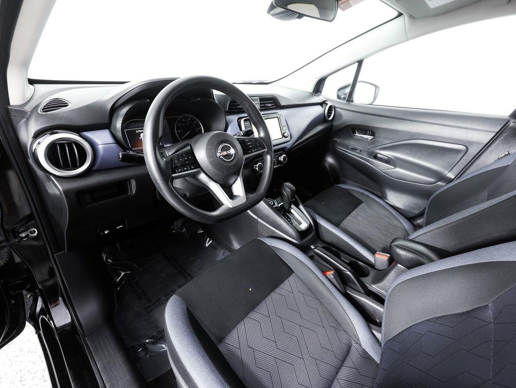 Nissan Versa SV CVT 2023