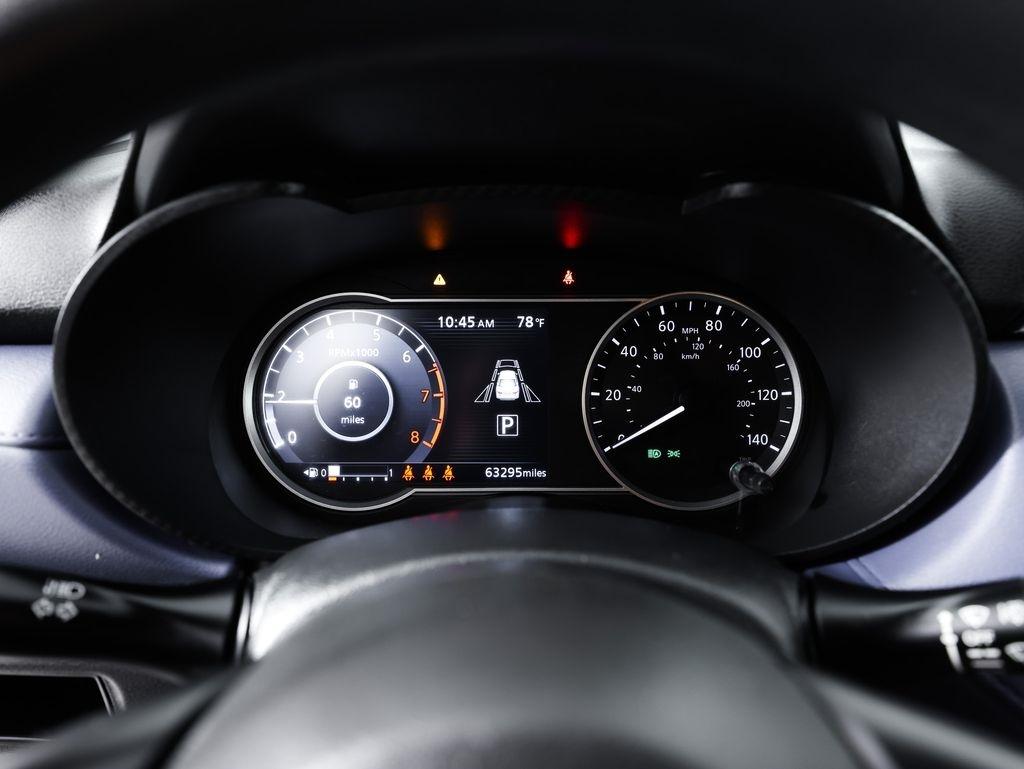 Nissan Versa SV CVT 2023