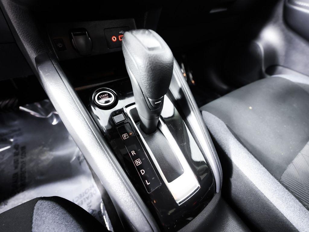 Nissan Versa SV CVT 2023