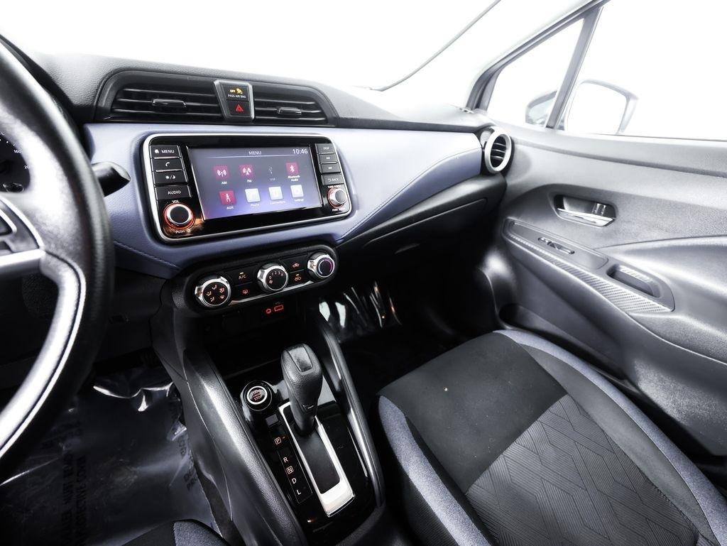 Nissan Versa SV CVT 2023