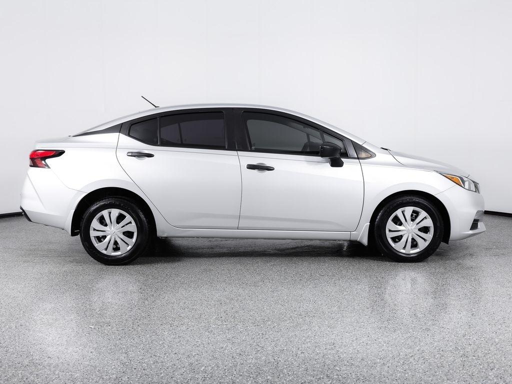 Nissan Versa S CVT 2022