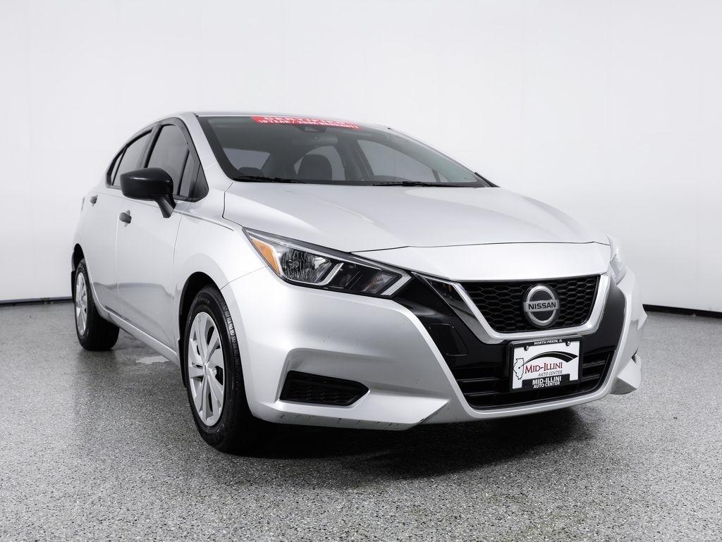 Nissan Versa S CVT 2022