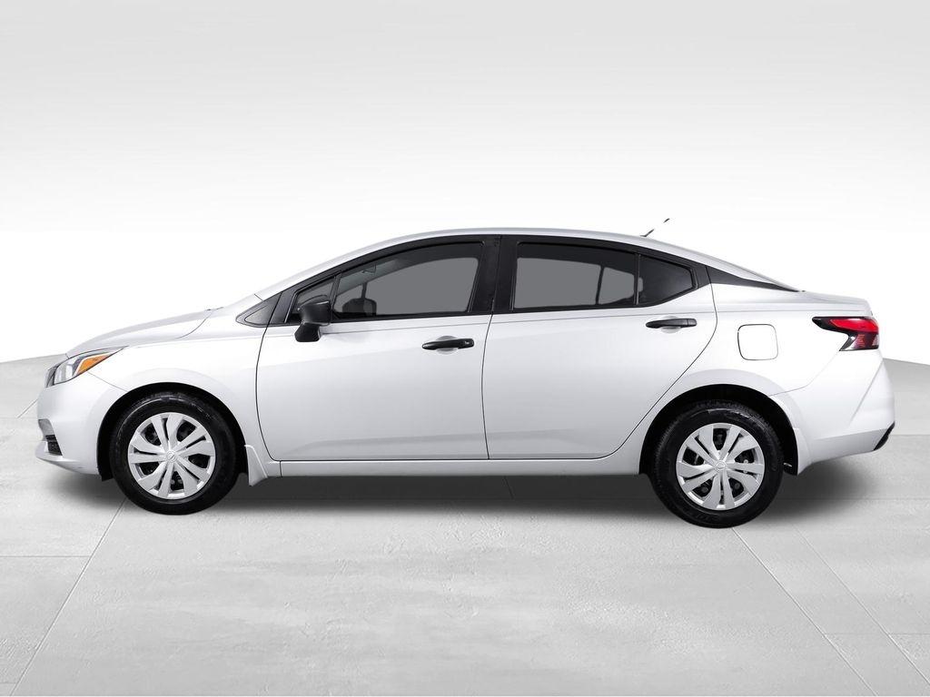 Nissan Versa S CVT 2022