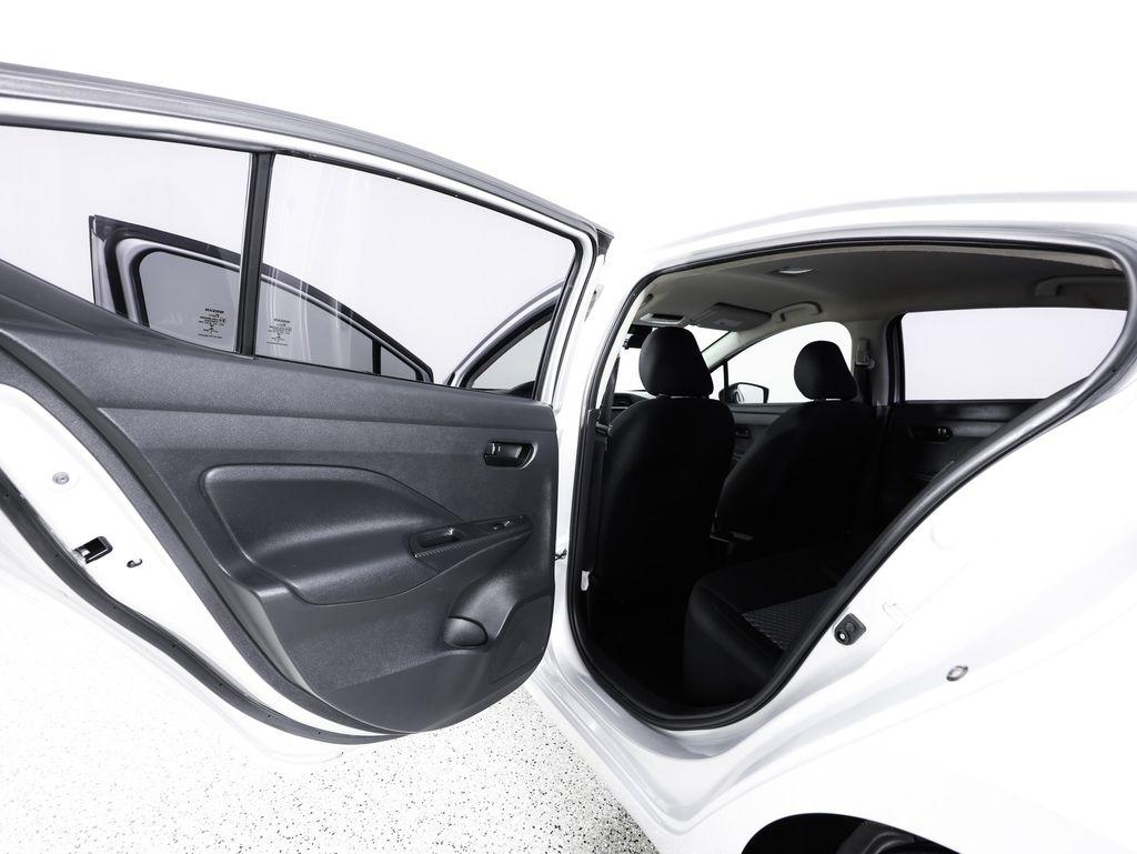 Nissan Versa S CVT 2022