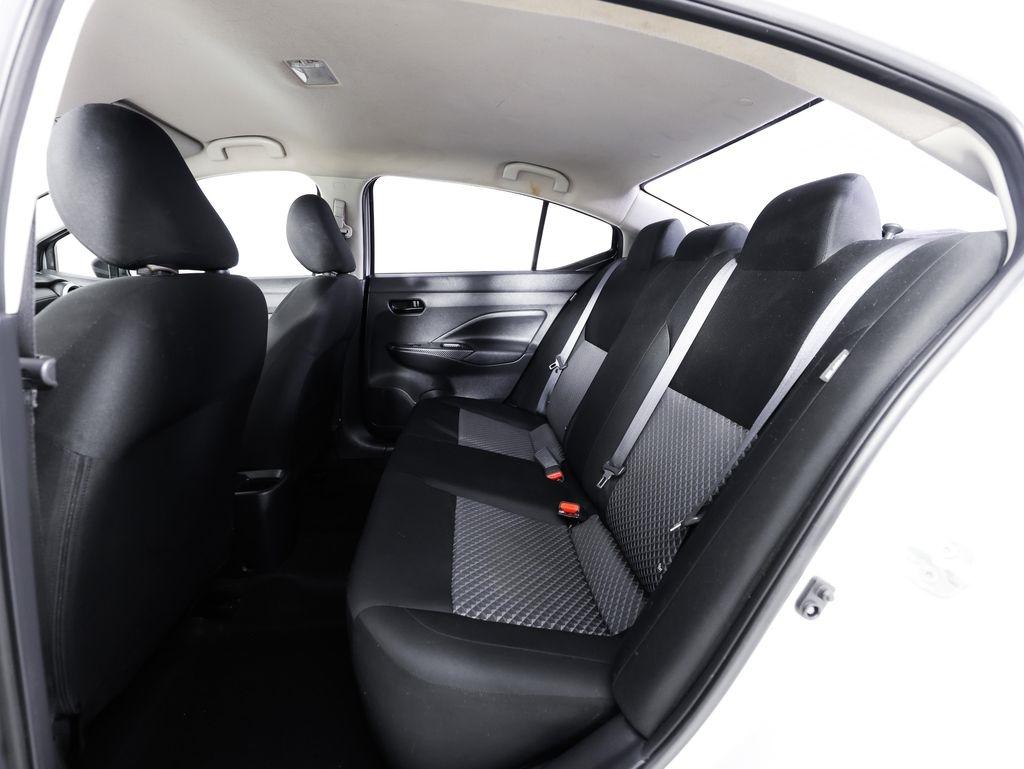 Nissan Versa S CVT 2022