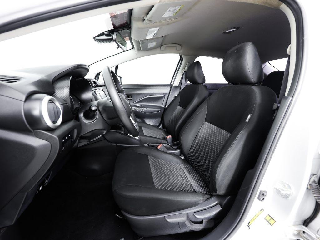 Nissan Versa S CVT 2022