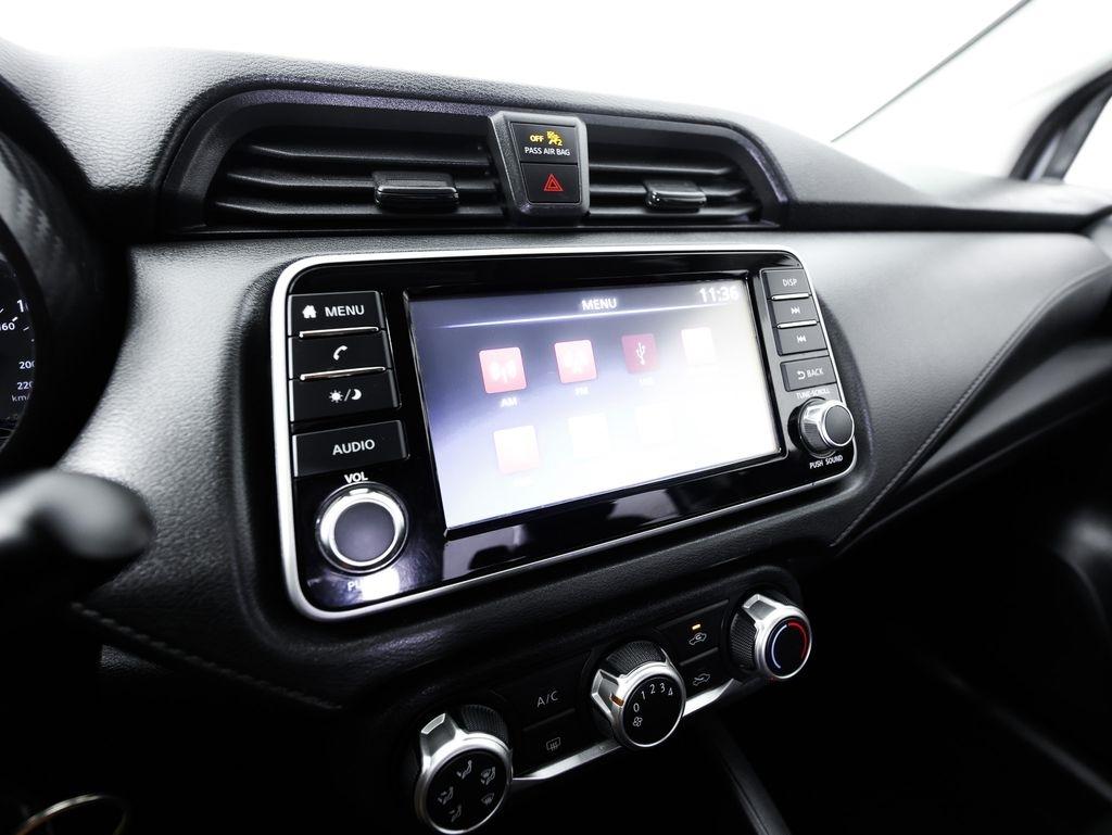 Nissan Versa S CVT 2022
