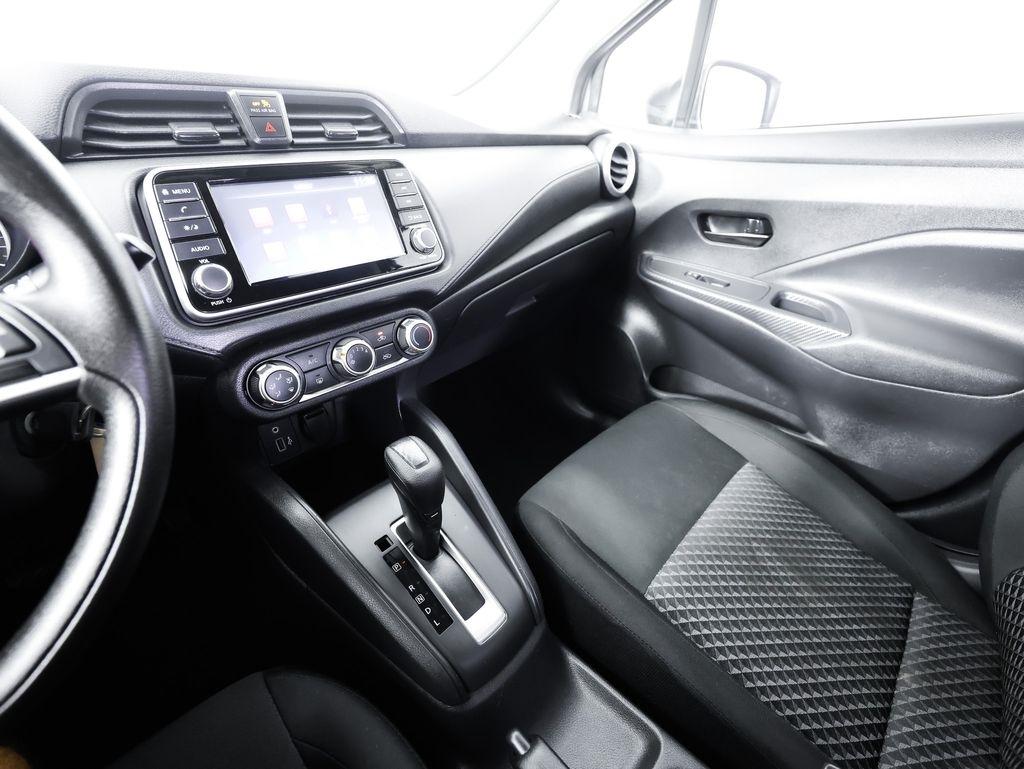 Nissan Versa S CVT 2022