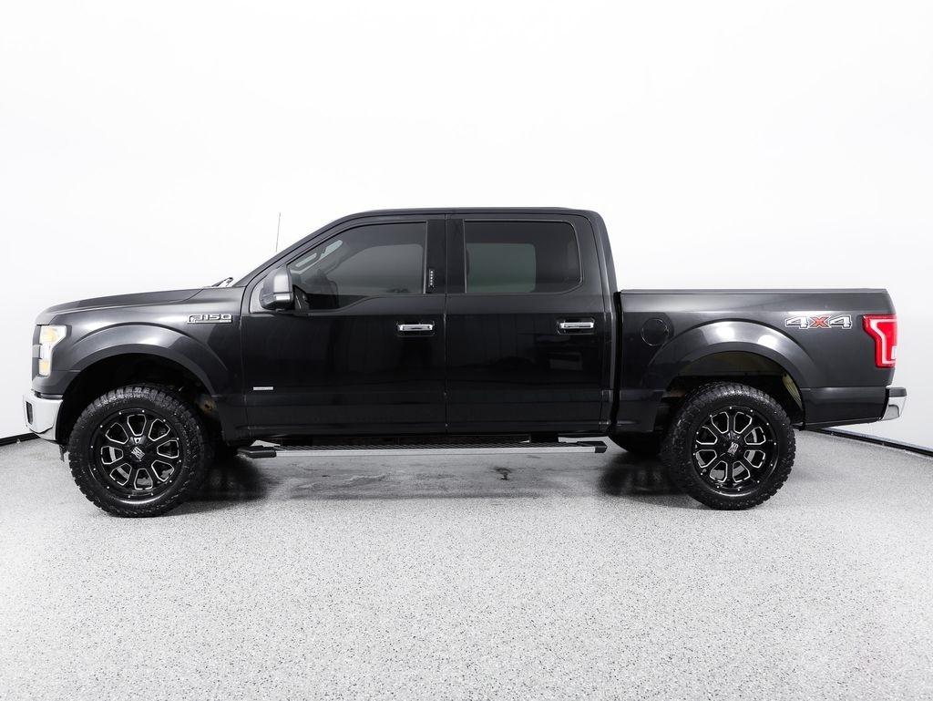 Ford F-150 4WD SuperCrew 145" Lariat 2015