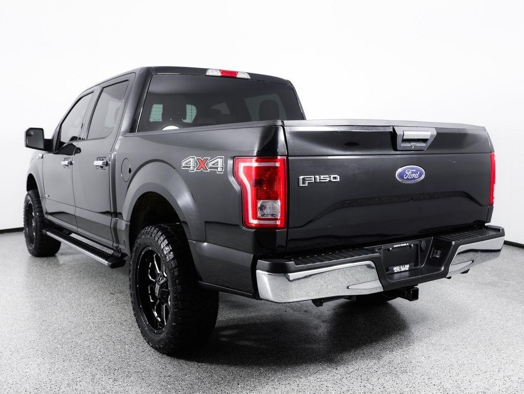 Ford F-150 4WD SuperCrew 145" Lariat 2015