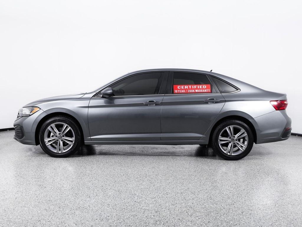 Volkswagen Jetta SE Auto 2022