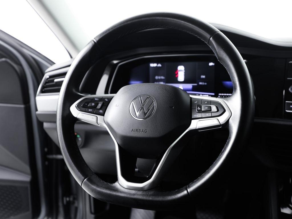 Volkswagen Jetta SE Auto 2022
