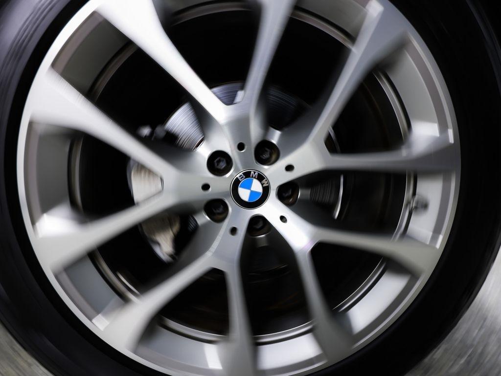 BMW X5 xDrive40i Sports Activity Vehicle 2022