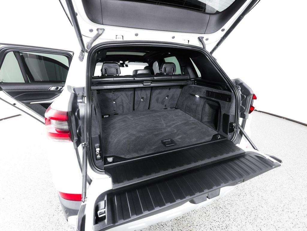 BMW X5 xDrive40i Sports Activity Vehicle 2022