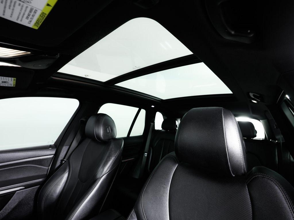 BMW X5 xDrive40i Sports Activity Vehicle 2022