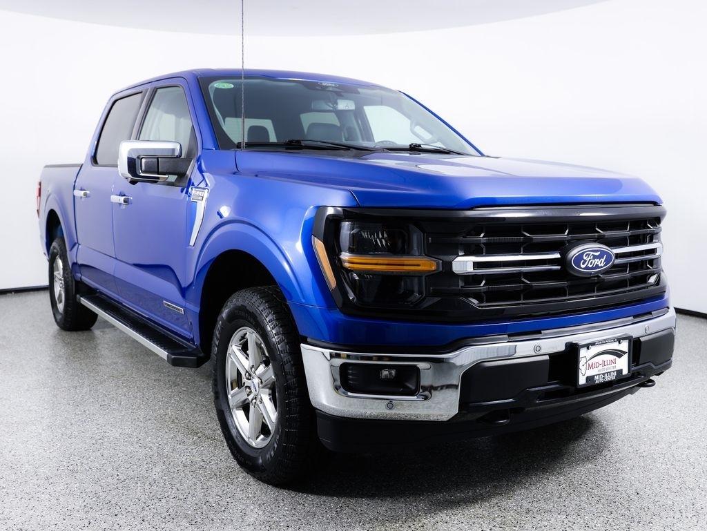 Ford F-150 XLT 4WD SuperCrew 5.5' Box 2025