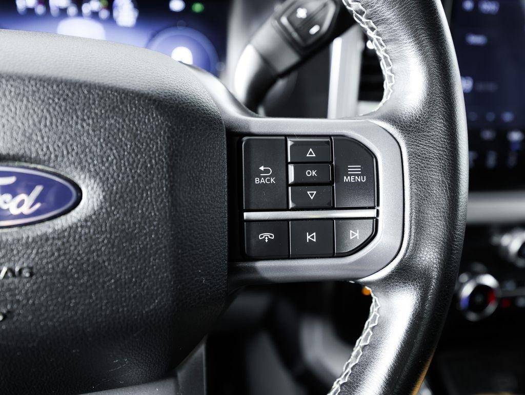 Ford F-150 XLT 4WD SuperCrew 5.5' Box 2025