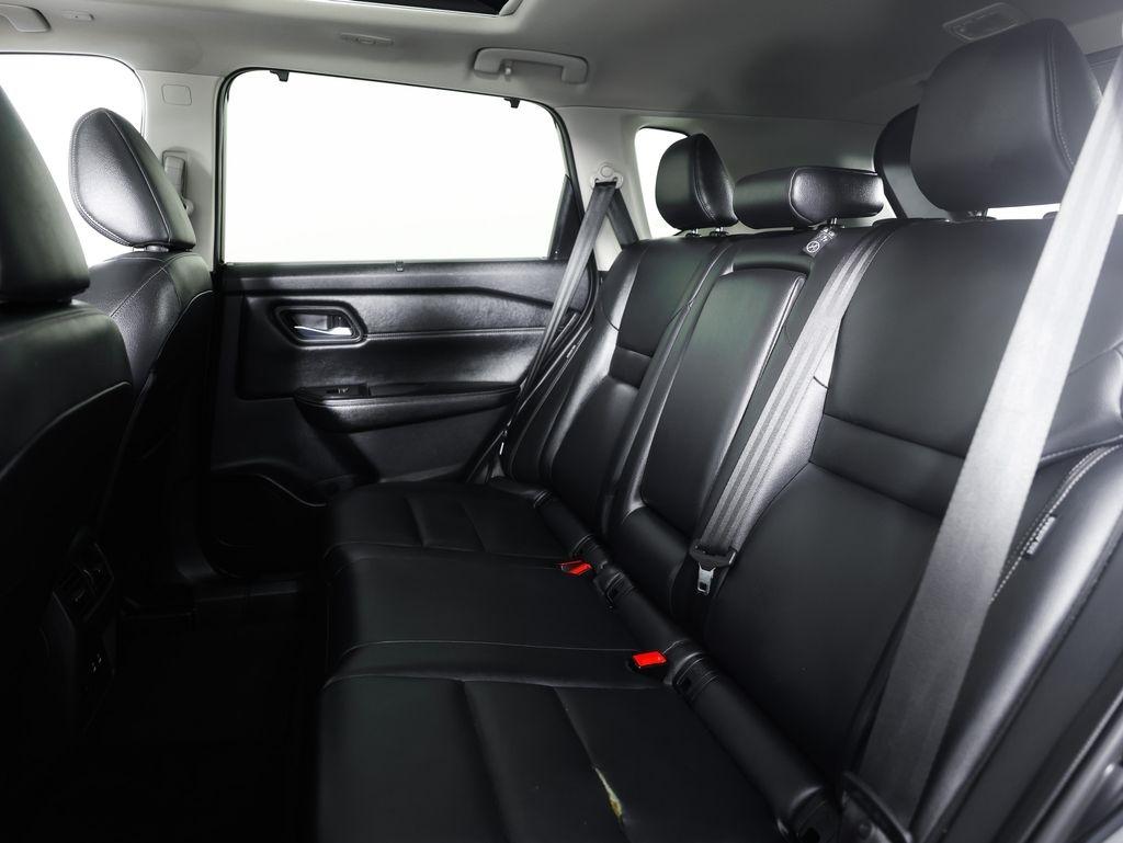 Nissan Rogue AWD SL 2025