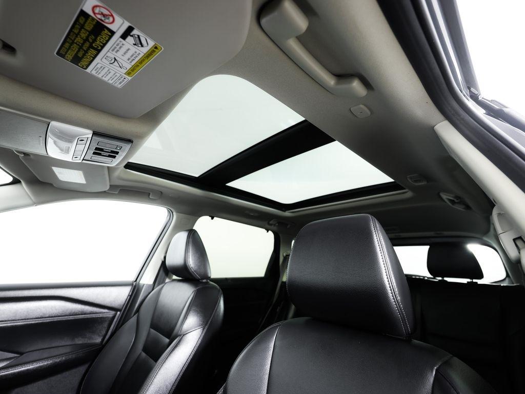 Nissan Rogue AWD SL 2025