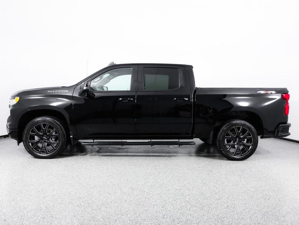 Chevrolet Silverado 1500 4WD Crew Cab 147" RST 2022