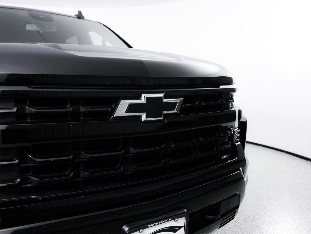 Chevrolet Silverado 1500 4WD Crew Cab 147" RST 2022