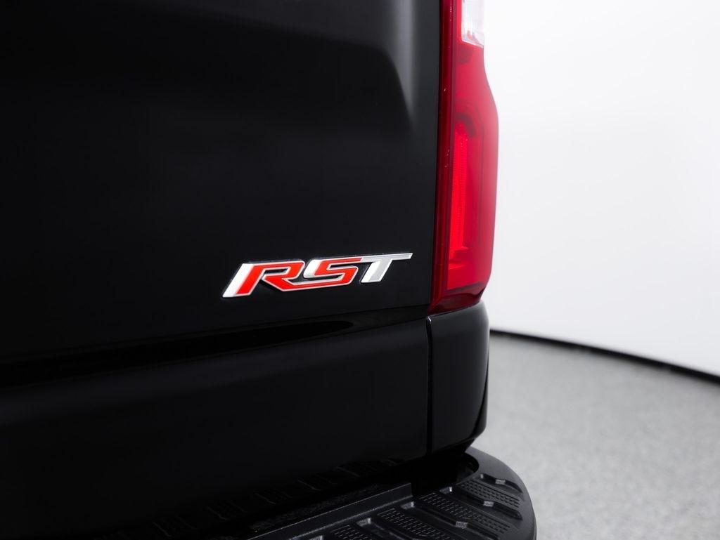 Chevrolet Silverado 1500 4WD Crew Cab 147" RST 2022