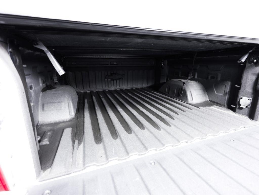 Chevrolet Silverado 1500 LTD 4WD Crew Cab 147" Custom 2022