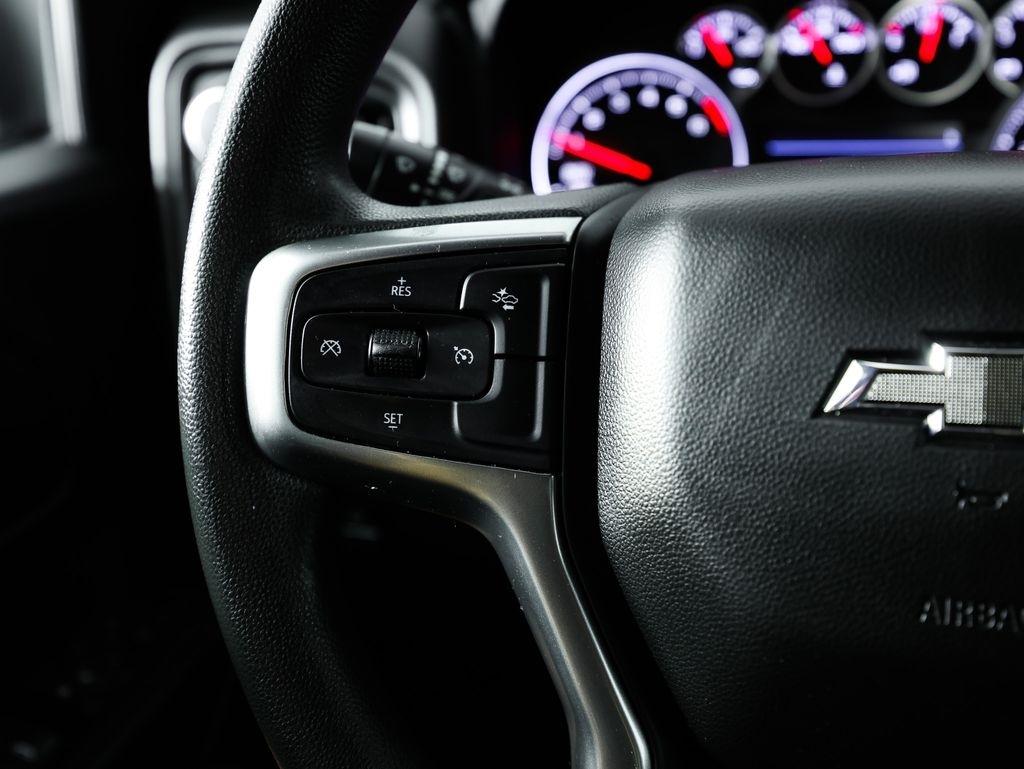Chevrolet Silverado 1500 LTD 4WD Crew Cab 147" Custom 2022
