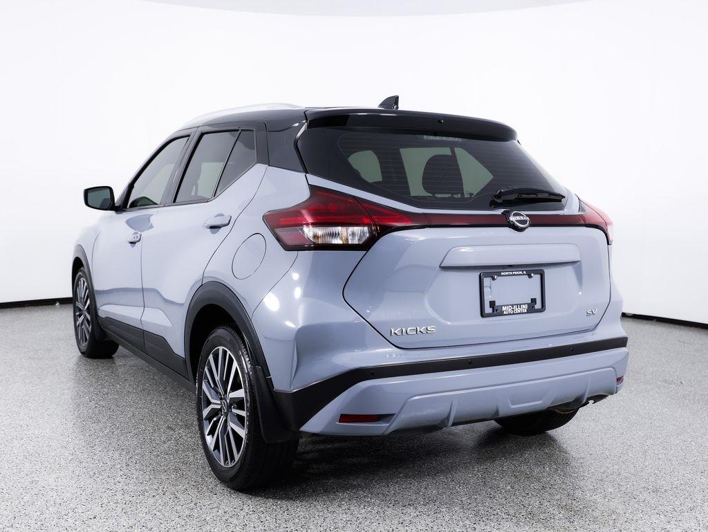 Nissan Kicks SV FWD 2024