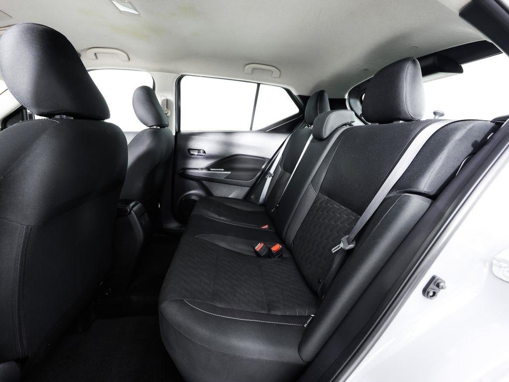 Nissan Kicks SV FWD 2024