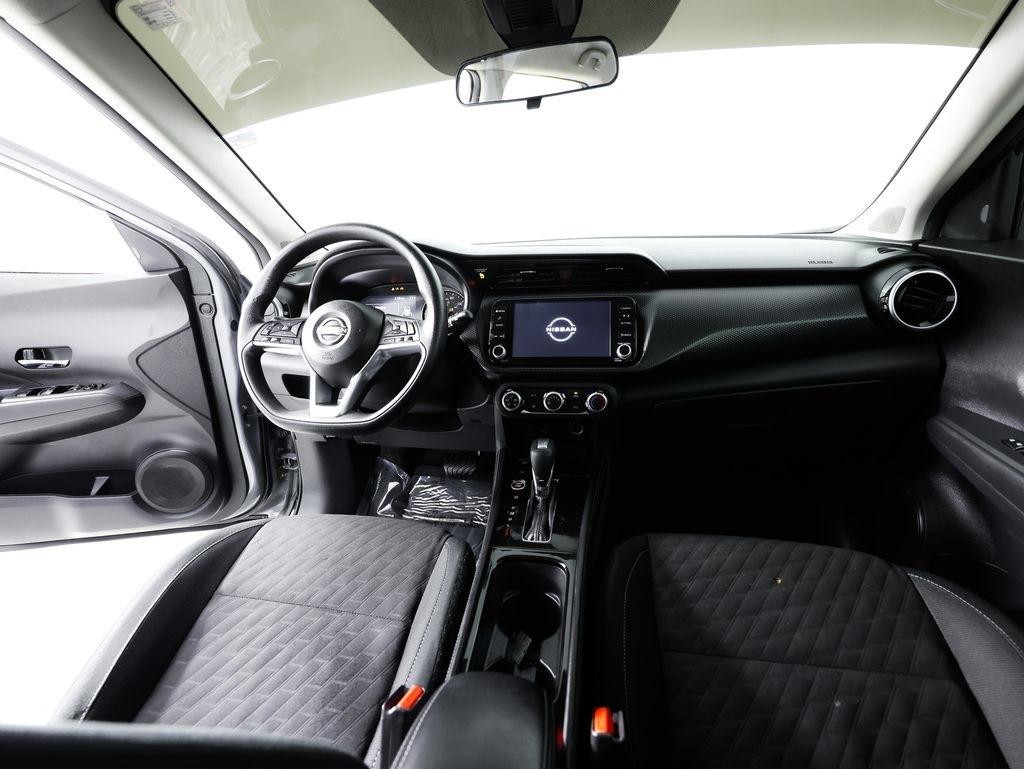 Nissan Kicks SV FWD 2024
