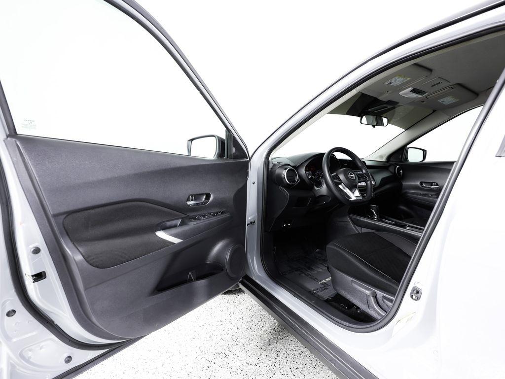 Nissan Kicks SV FWD 2024
