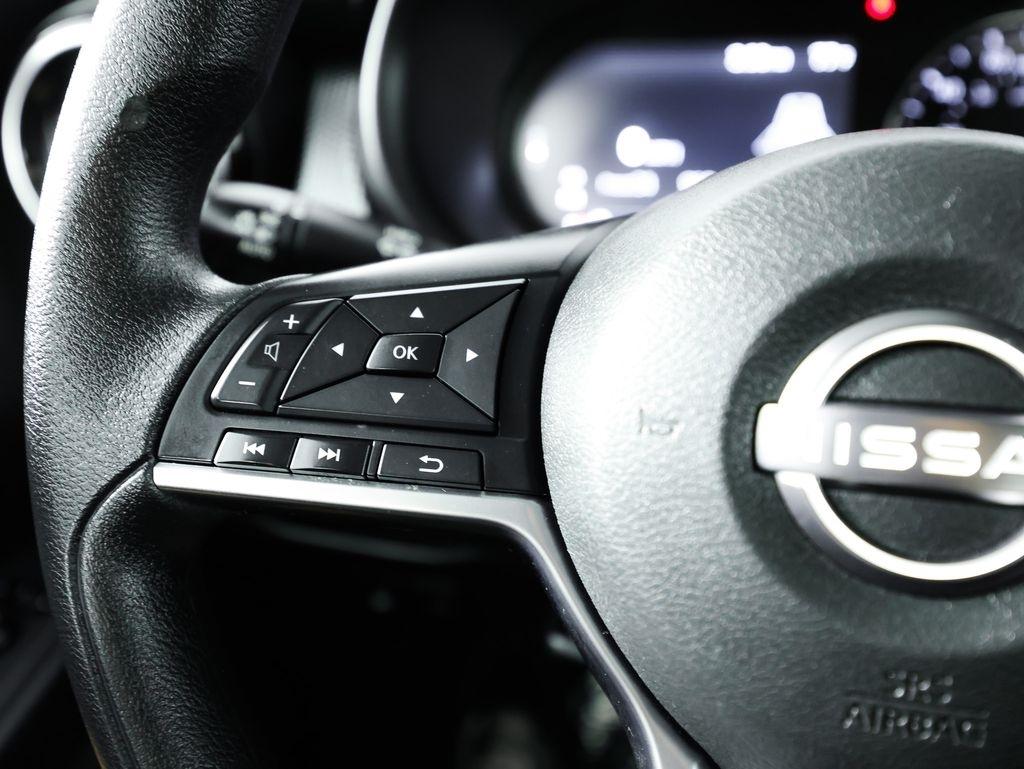 Nissan Kicks SV FWD 2024