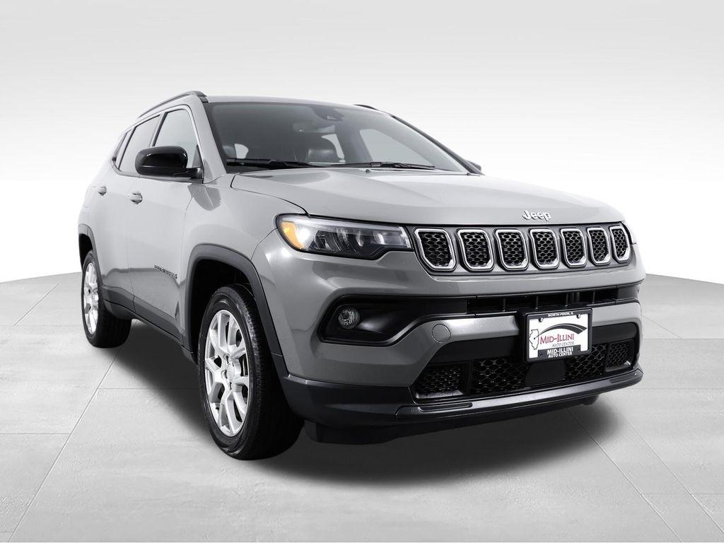 Jeep Compass Latitude Lux 4x4 2024