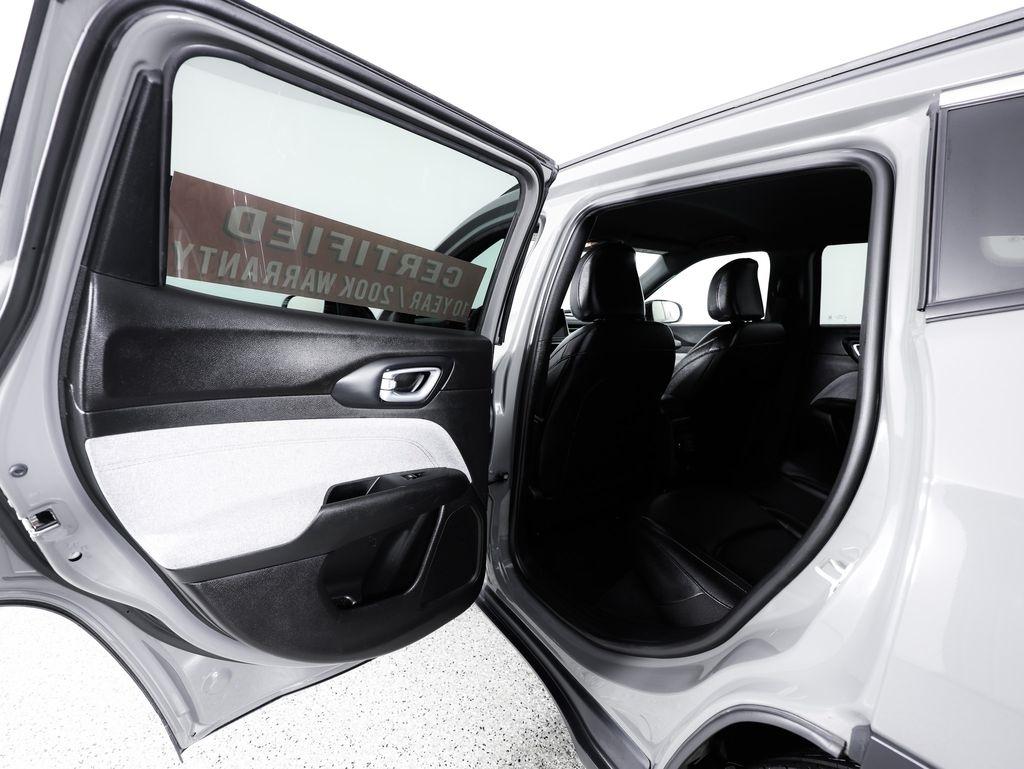 Jeep Compass Latitude Lux 4x4 2024