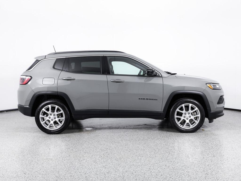 Jeep Compass Latitude Lux 4x4 2024