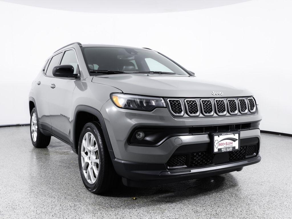 Jeep Compass Latitude Lux 4x4 2024