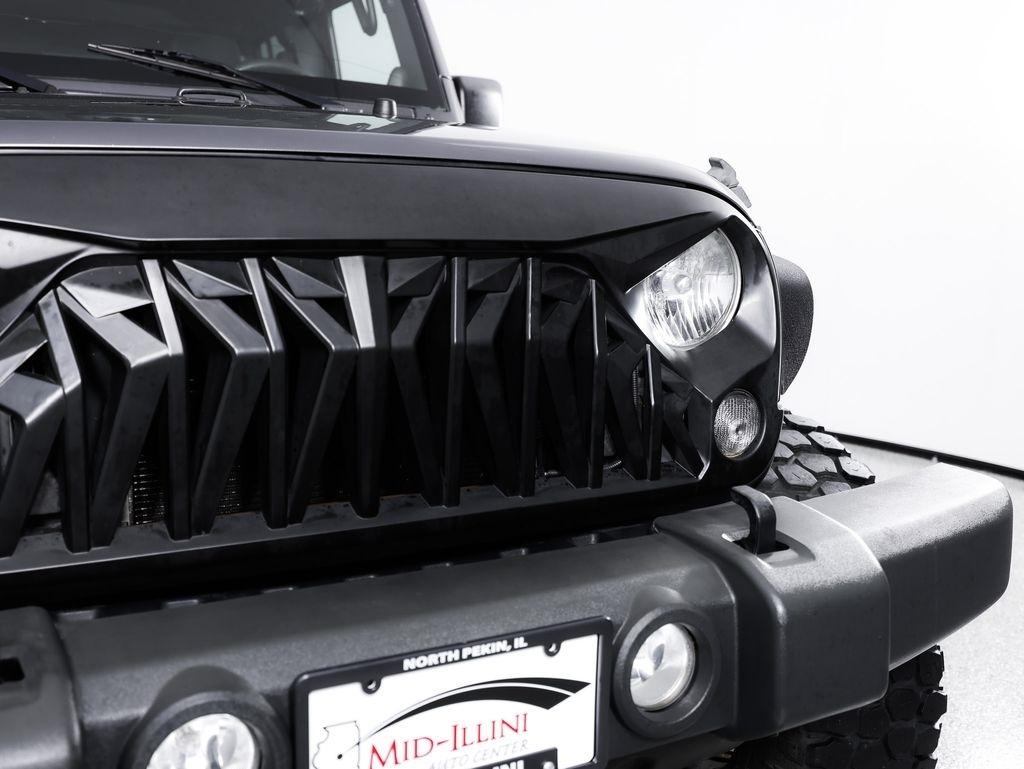 Jeep Wrangler Unlimited 4WD 4dr Rubicon 2014