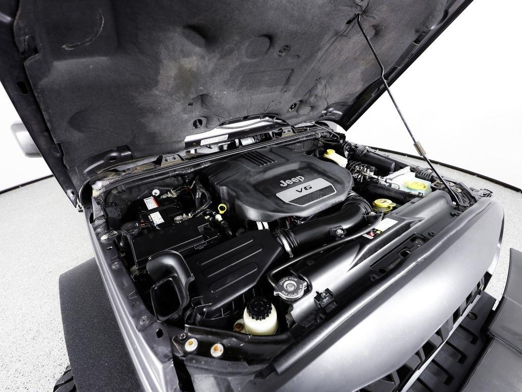 Jeep Wrangler Unlimited 4WD 4dr Rubicon 2014