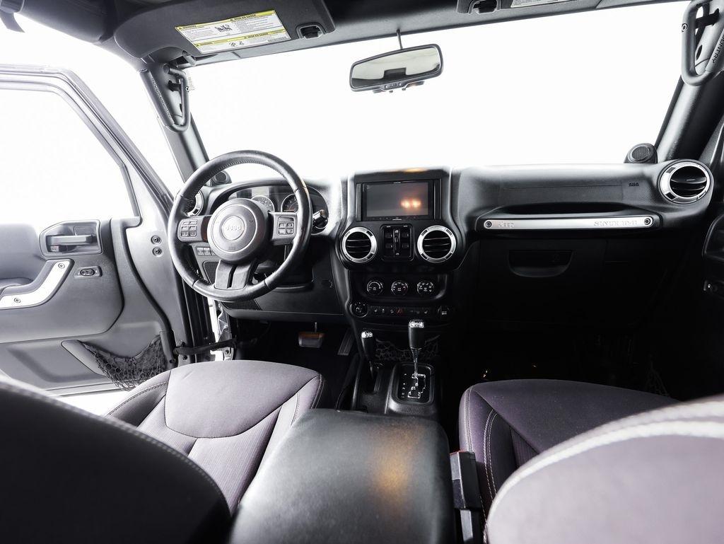 Jeep Wrangler Unlimited 4WD 4dr Rubicon 2014
