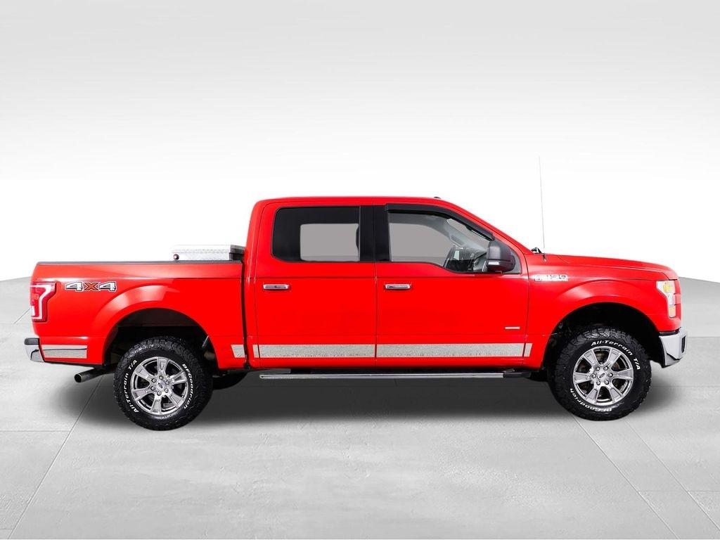 Ford F-150 4WD SuperCrew 145" Lariat 2016